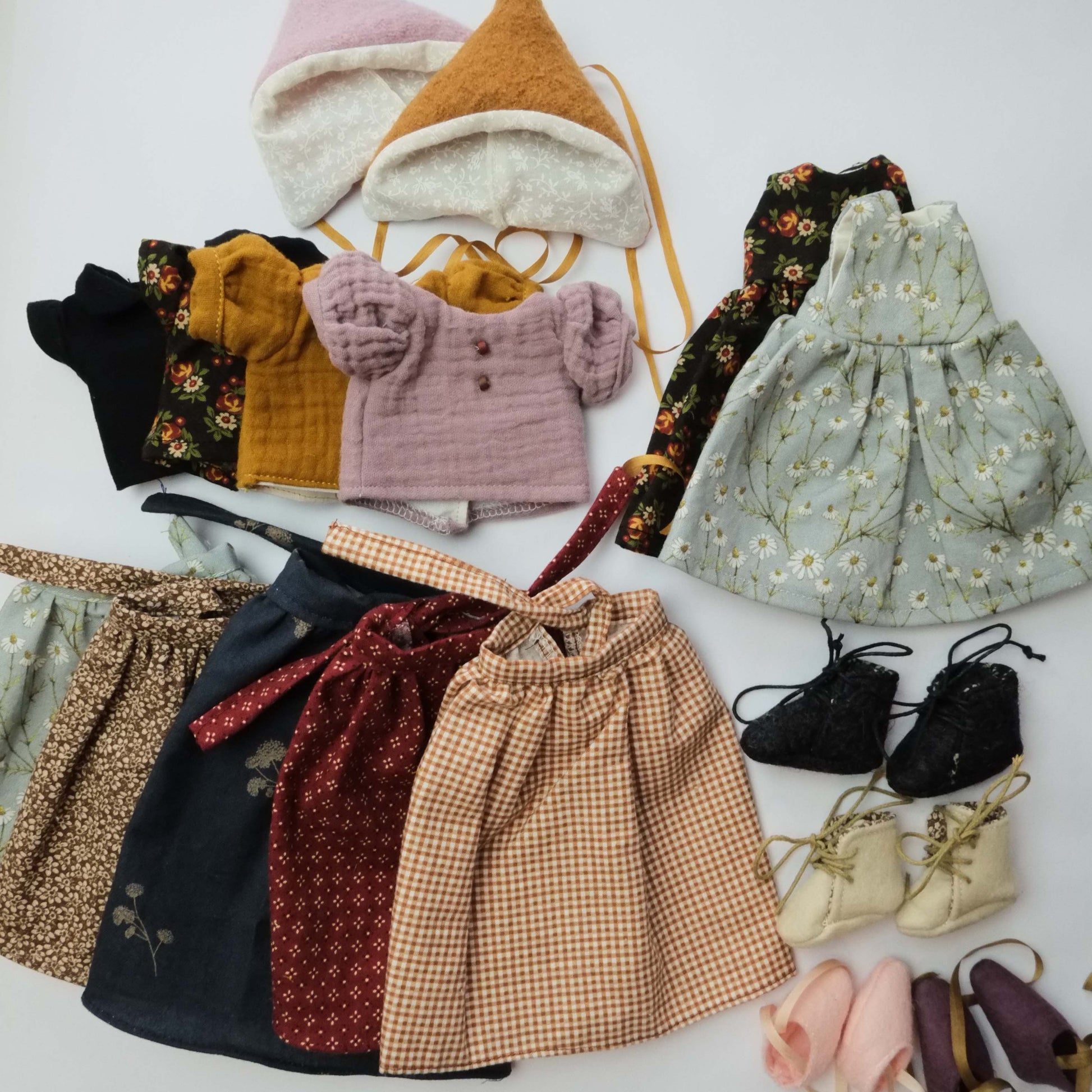 Build Your Doll Wardrobe